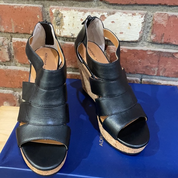 Adrienne Vitadini Chacka wedge heel sandal NIB - Picture 5 of 13